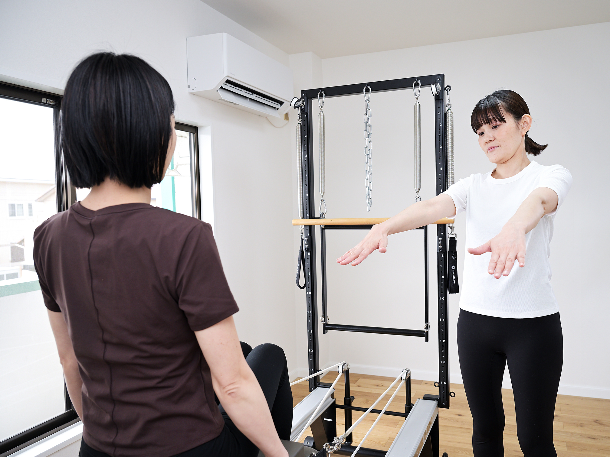 マシンを使った姿勢改善レッスン